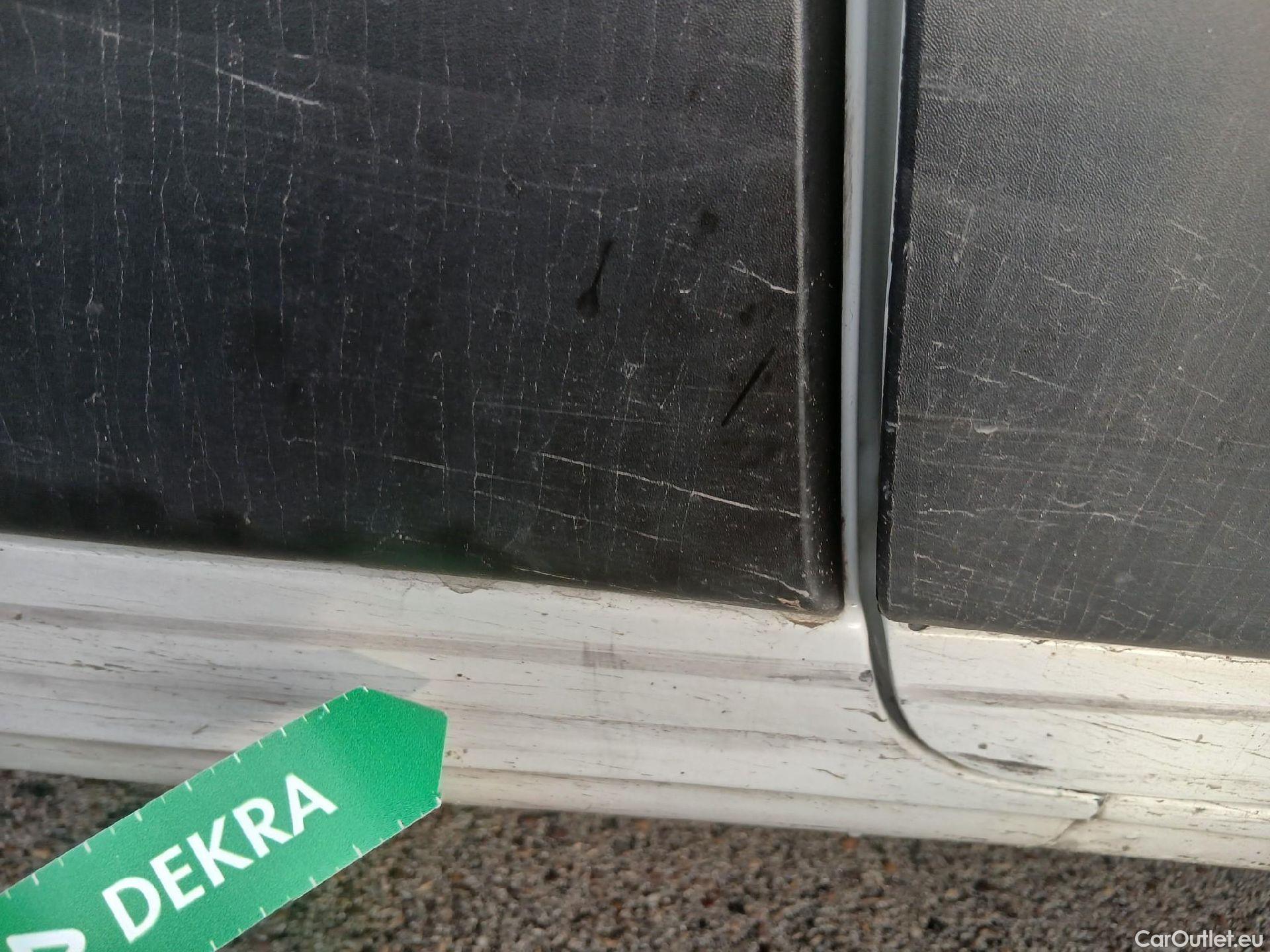  Peugeot  Boxer PEUGEOT  / 2014 / 4P / furgón 330 L1 H1 BHDI 88kW (120CV) S&S 6 Vel. M #62