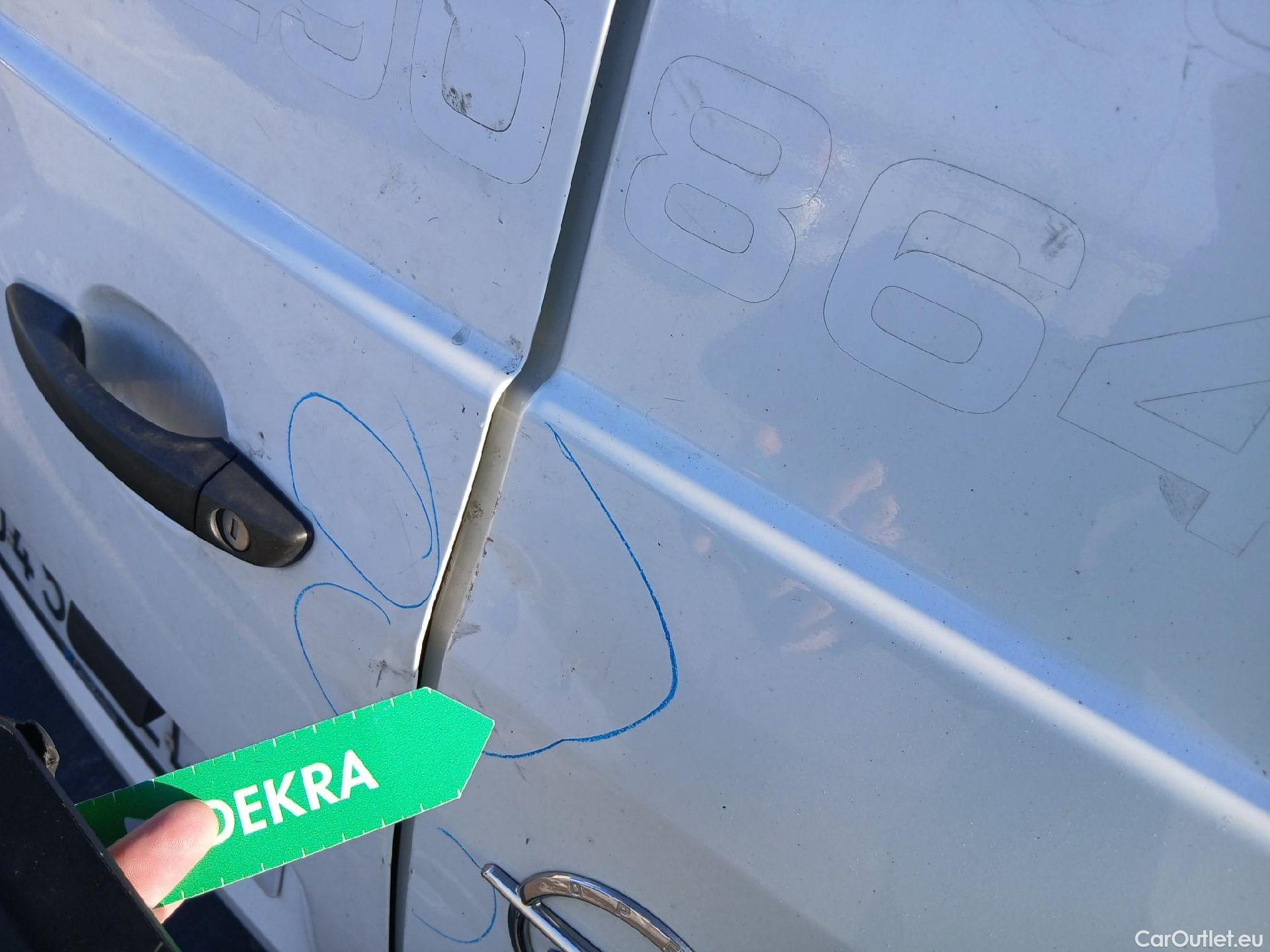  Opel  Combo  E Cargo Express 1.5 75CV MT5 E6dT #34