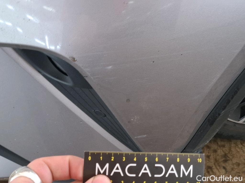  Toyota  C-HR TOYOTA  / 2016 / 5P / SUV 2.0 HYBRIDE 184 DISTINCTIVE #22