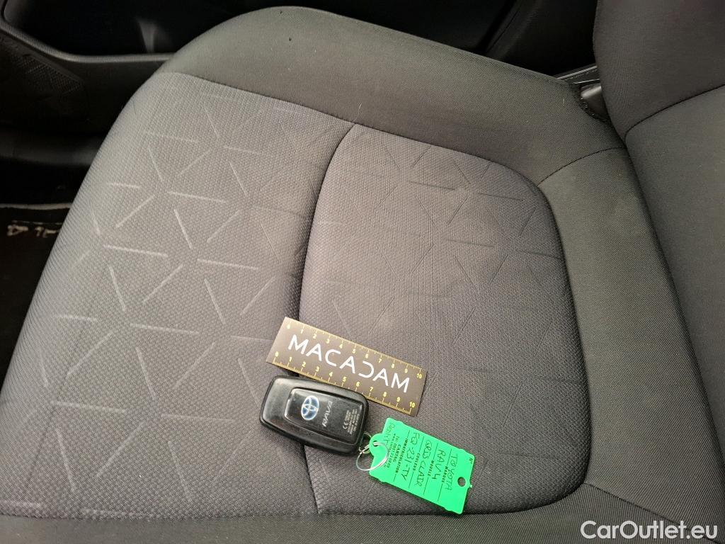  Toyota  RAV4 TOYOTA  Hybride / 2018 / 5P / SUV 2WD 218ch Active #14