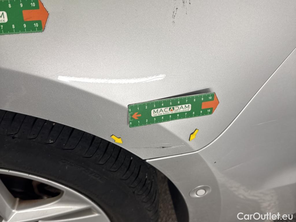  Toyota  Corolla TOYOTA  Touring Sports / 2018 / 5P / Break Hybride 122h Dynamic Business Stage Acad #9