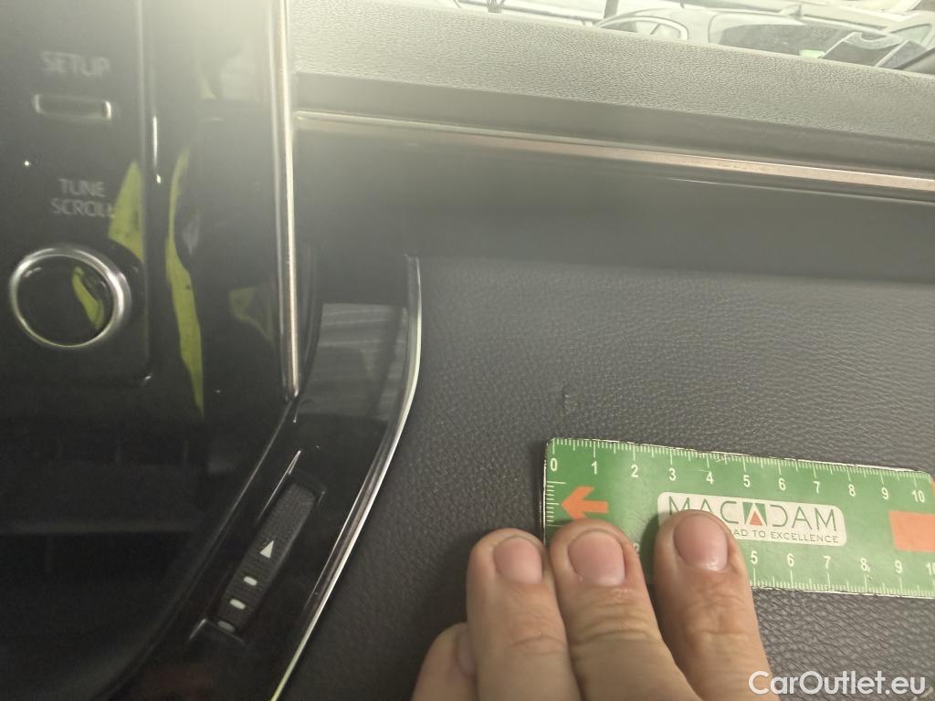  Toyota  Corolla TOYOTA  Touring Sports / 2018 / 5P / Break Hybride 122h Dynamic Business Stage Acad #16