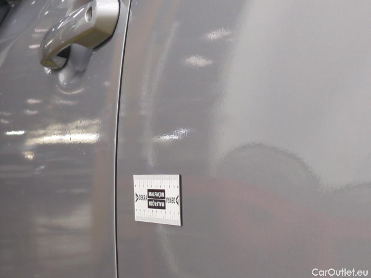  Toyota  RAV4 TOYOTA  Hybride / 2018 / 5P / SUV Hybride 2WD 218ch Dynamic #22