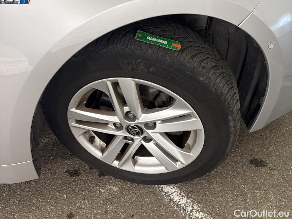  Toyota  Corolla TOYOTA  Touring Sports / 2018 / 5P / Break Hybride 122h Dynamic Business Stage Acad #19