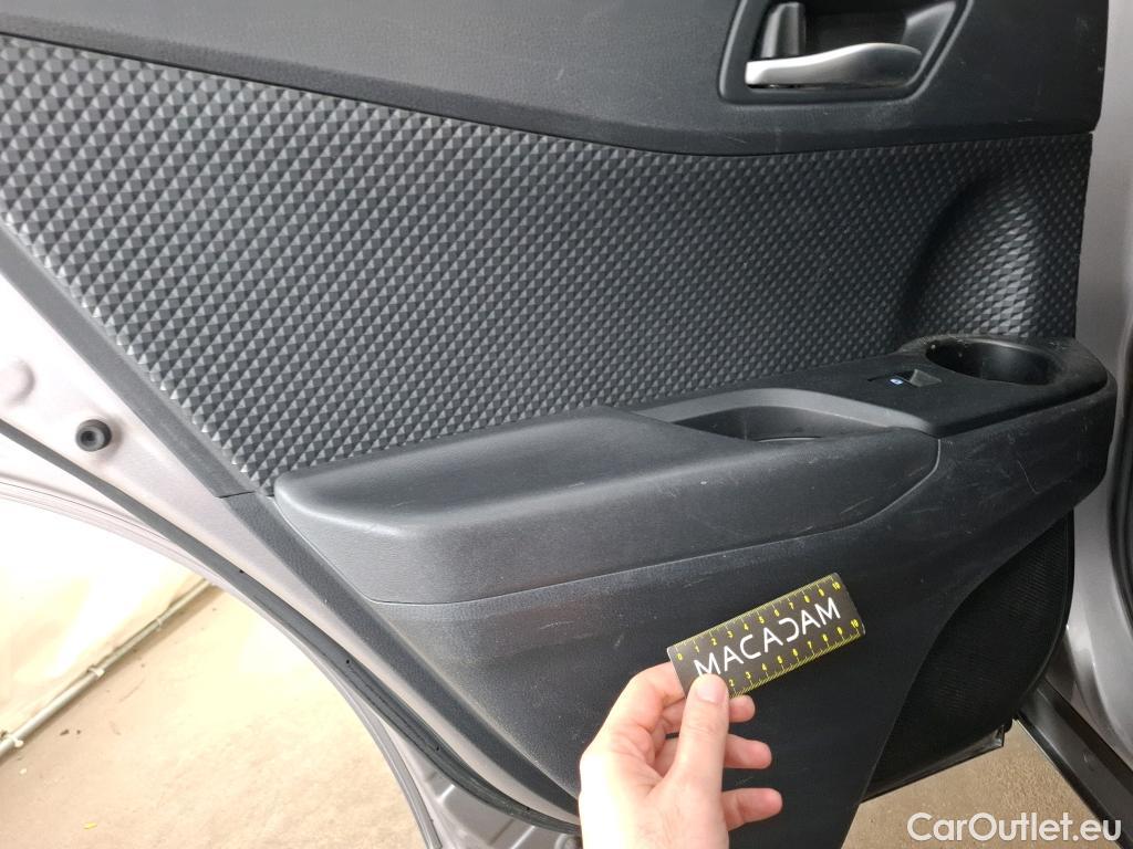  Toyota  C-HR TOYOTA  / 2016 / 5P / SUV 1.8 HYBRIDE 122 GRAPHIC #11