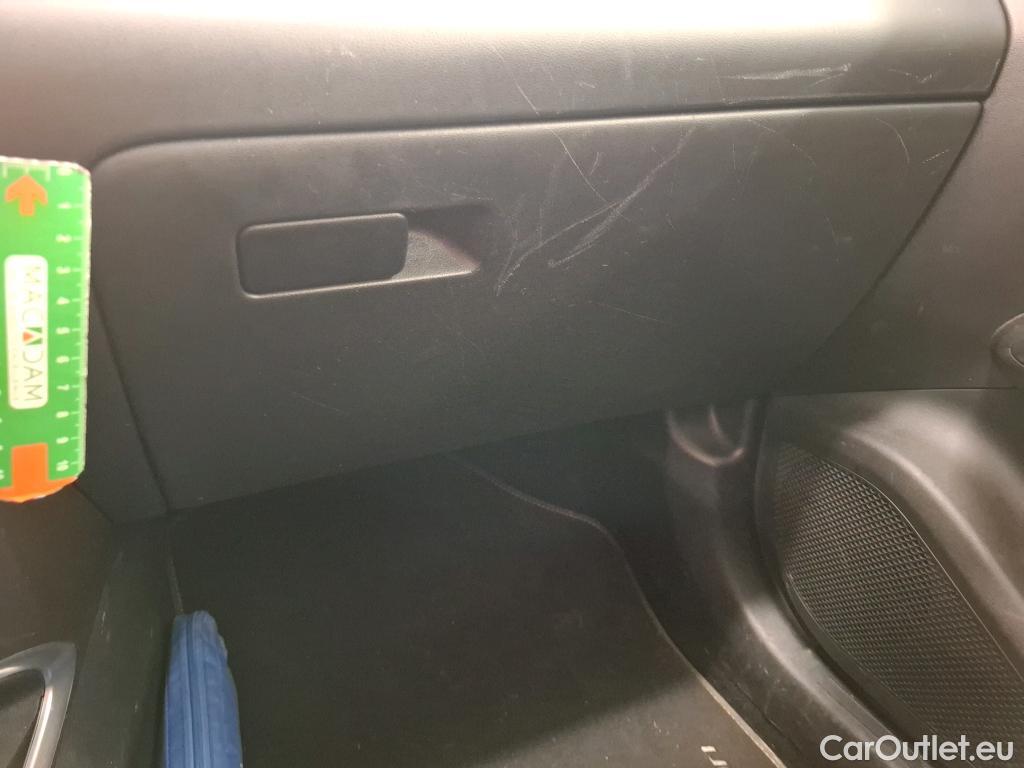  Hyundai  Tucson HYUNDAI  / 2020 / 5P / SUV 1.6 HYBRID 230 BUSINESS #25