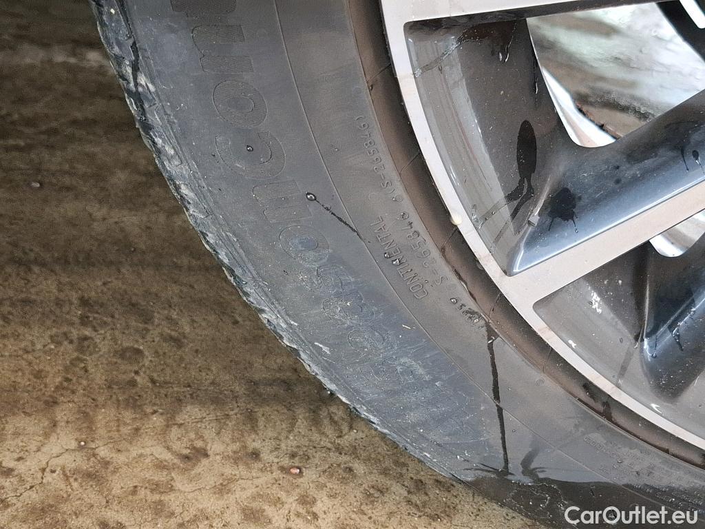  Toyota  C-HR TOYOTA  / 2016 / 5P / SUV 2.0 HYBRIDE 184 DISTINCTIVE #5