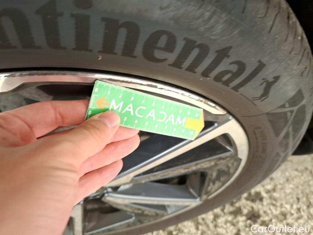  Nissan  Qashqai NISSAN  / 2021 / 5P / Crossover 1.3 MHEV 158ch Xtronic Tekna #5