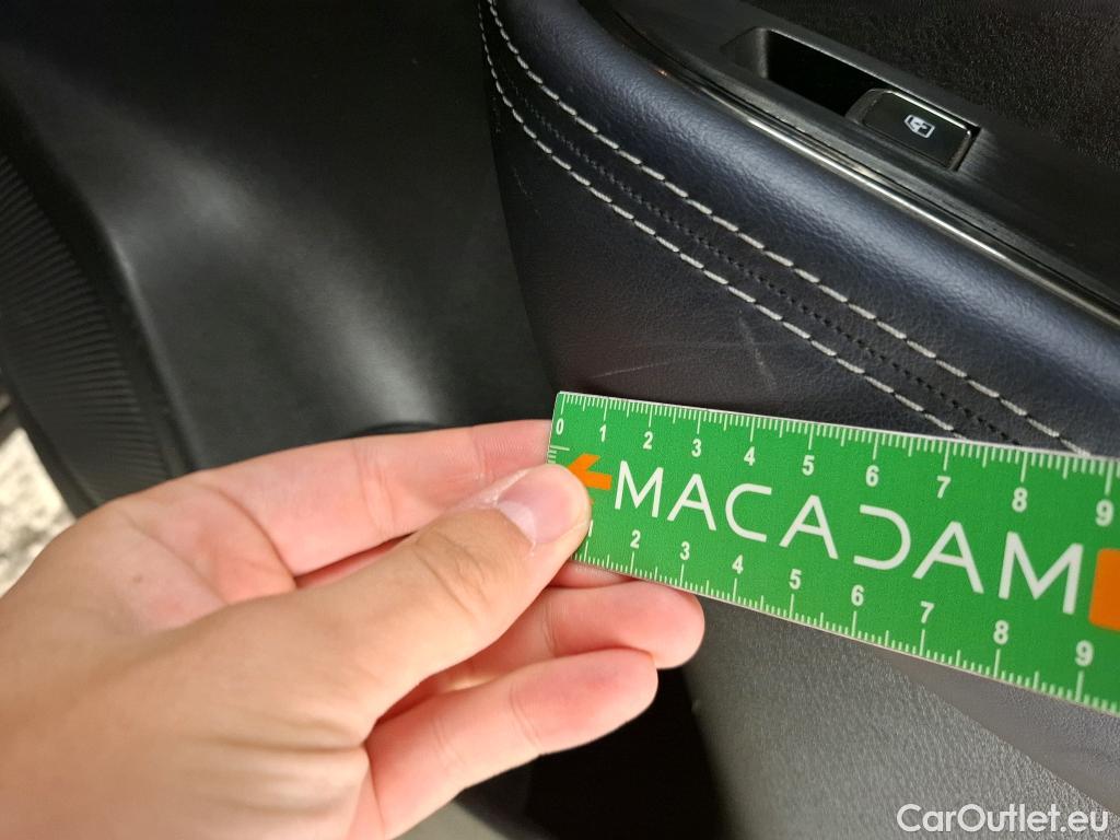  Nissan  Qashqai NISSAN  / 2021 / 5P / Crossover 1.3 MHEV 158ch Xtronic Tekna #13