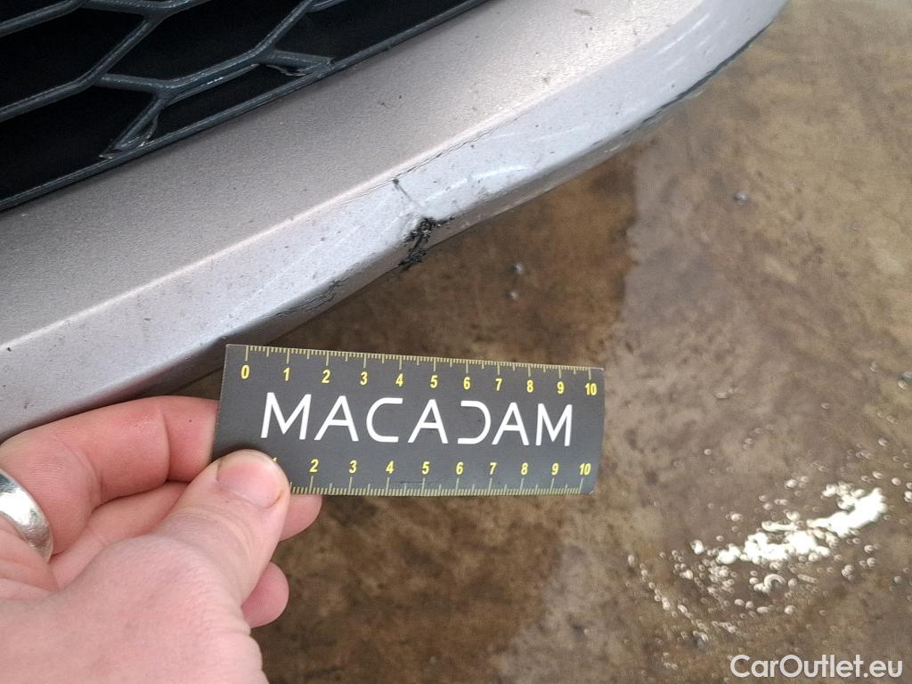  Toyota  C-HR TOYOTA  / 2016 / 5P / SUV 2.0 HYBRIDE 184 DISTINCTIVE #20