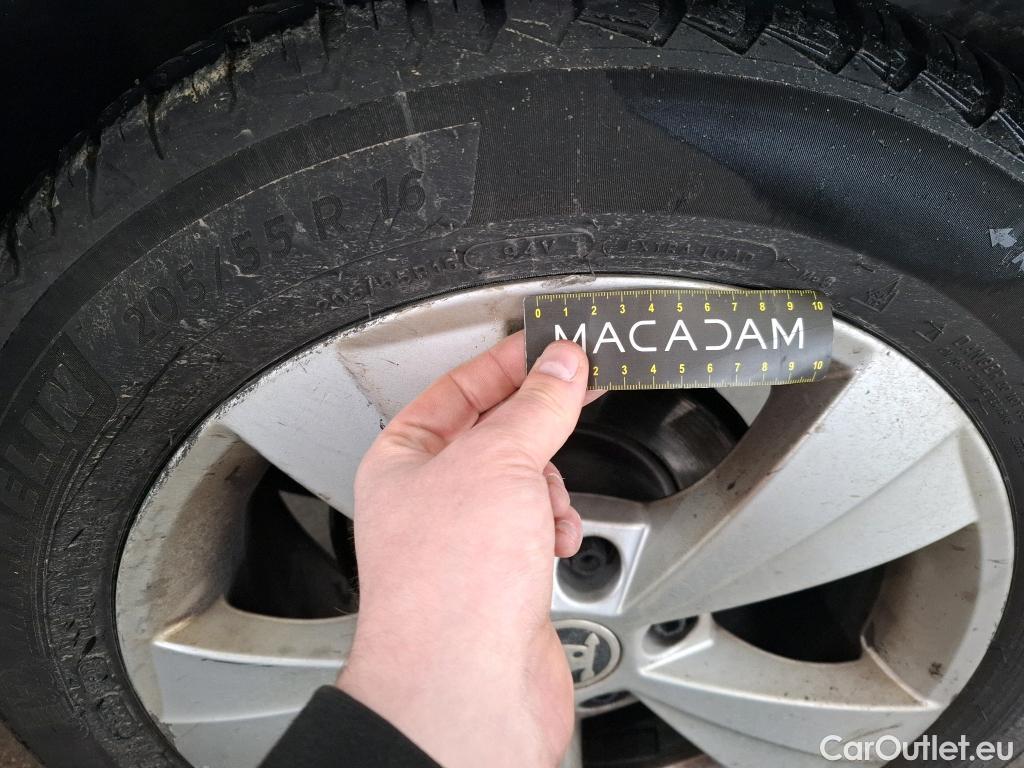  Skoda  Octavia  Combi Business 1.6 TDI 115CV BVM5 E6dT #40