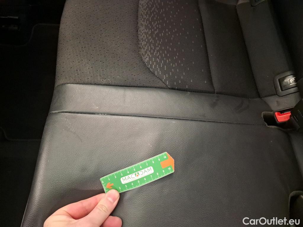  Hyundai  i30  cw Creative 1.6 CRDi 115CV BVA7 E6d #40