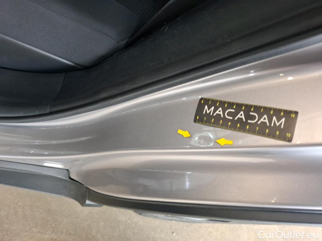  Toyota  C-HR TOYOTA  / 2016 / 5P / SUV 1.8 HYBRIDE 122 GRAPHIC #22