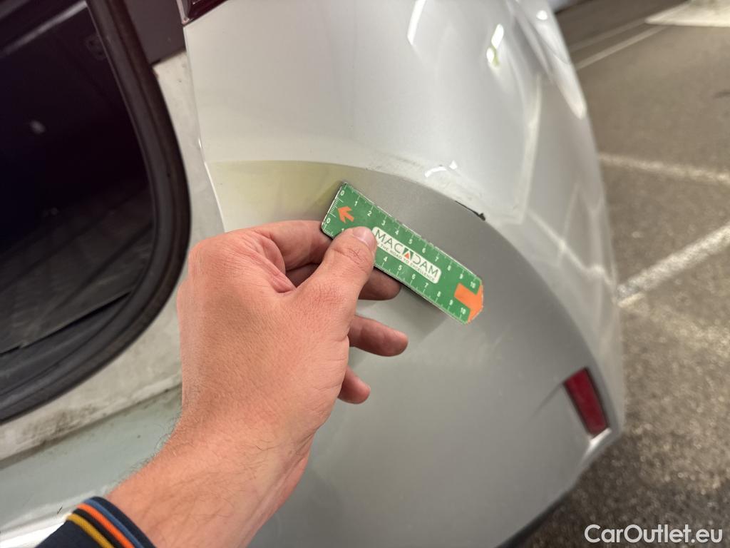  Toyota  Corolla TOYOTA  Touring Sports / 2018 / 5P / Break Hybride 122h Dynamic Business Stage Acad #5