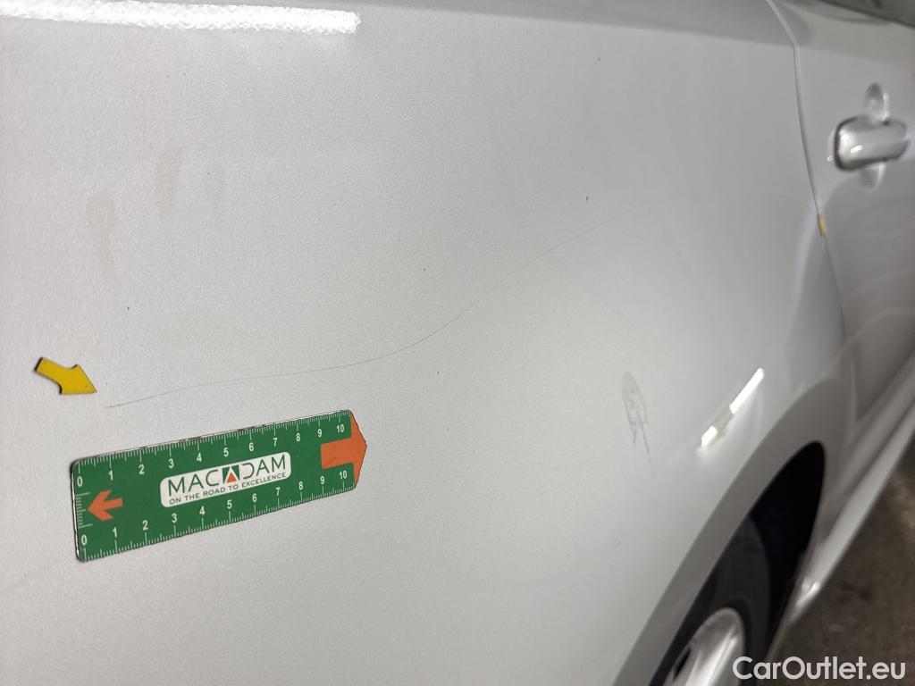  Toyota  Corolla TOYOTA  Touring Sports / 2018 / 5P / Break Hybride 122h Dynamic Business Stage Acad #11