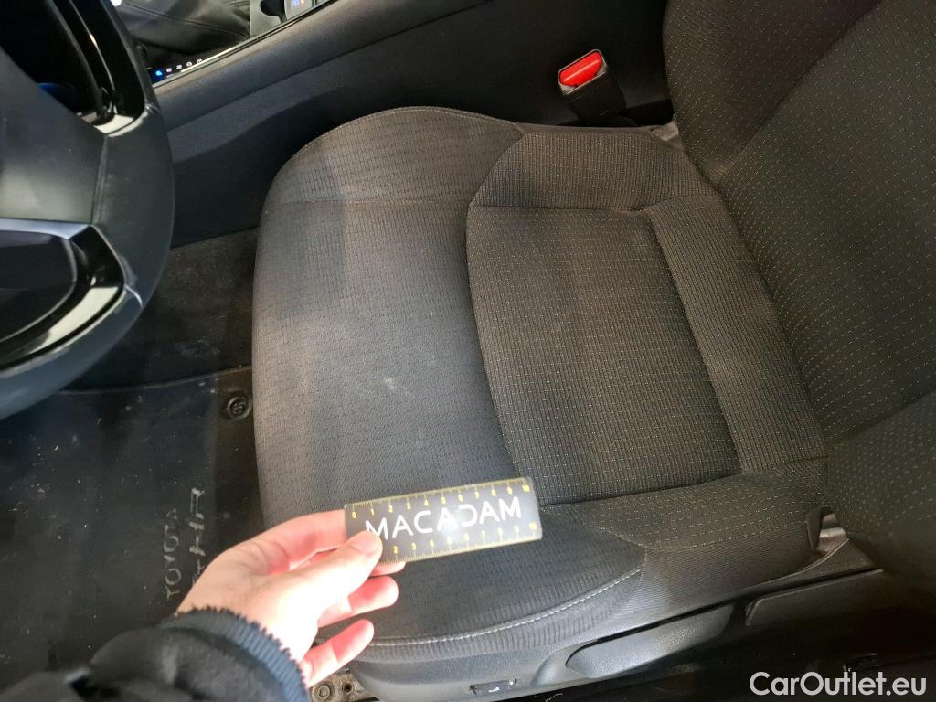  Toyota  C-HR TOYOTA  / 2016 / 5P / SUV 1.8 HYBRIDE 122 GRAPHIC #24