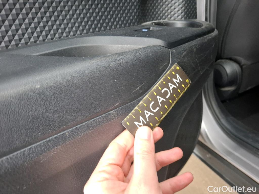  Toyota  C-HR TOYOTA  / 2016 / 5P / SUV 1.8 HYBRIDE 122 GRAPHIC #12