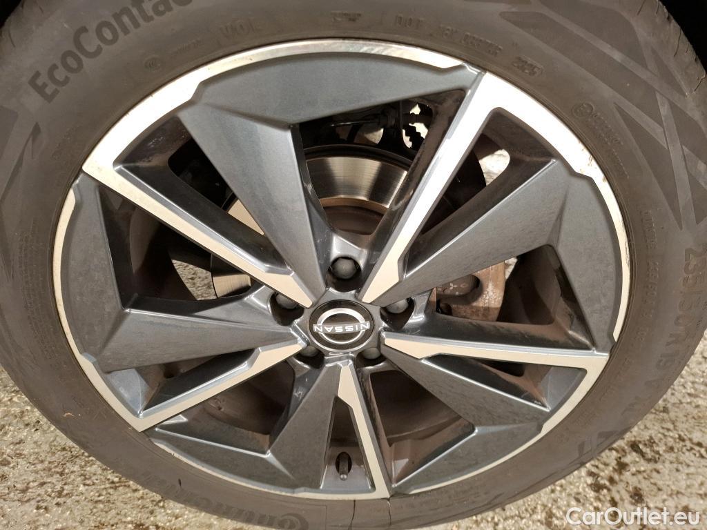  Nissan  Qashqai NISSAN  / 2021 / 5P / Crossover 1.3 MHEV 158ch Xtronic Tekna #18