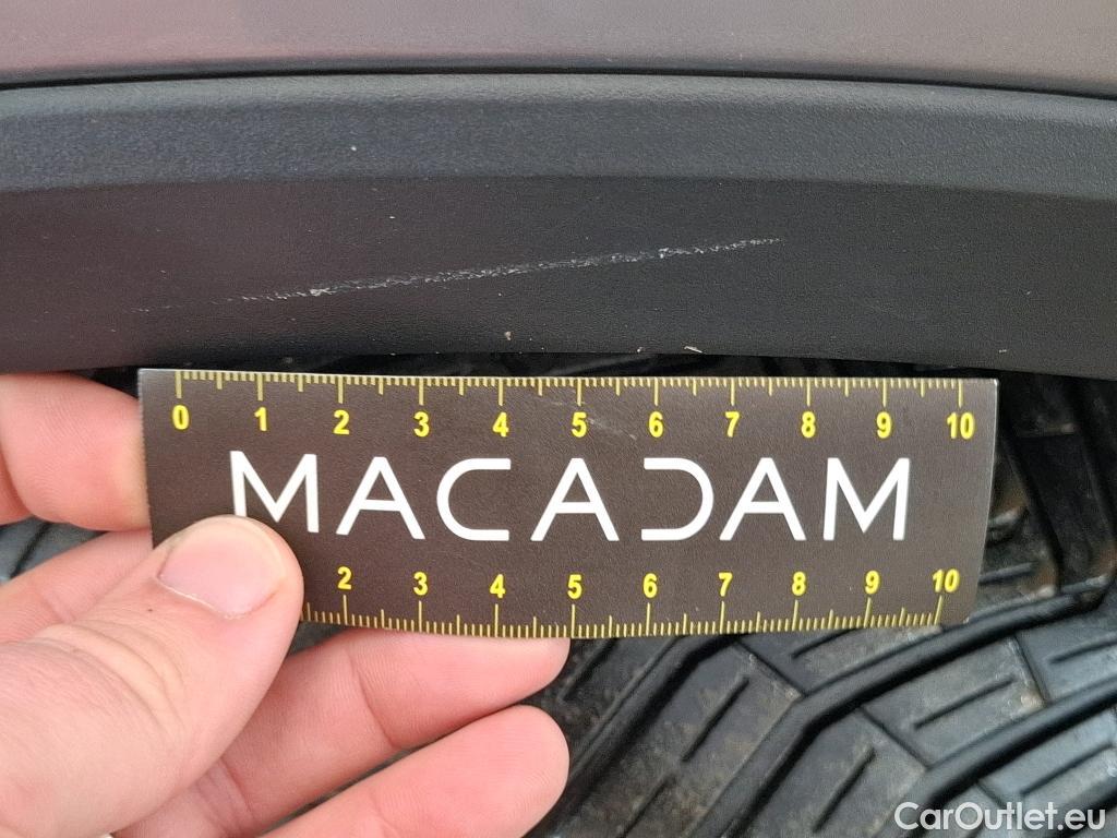  Toyota  C-HR TOYOTA  / 2016 / 5P / SUV 2.0 HYBRIDE 184 DISTINCTIVE #64