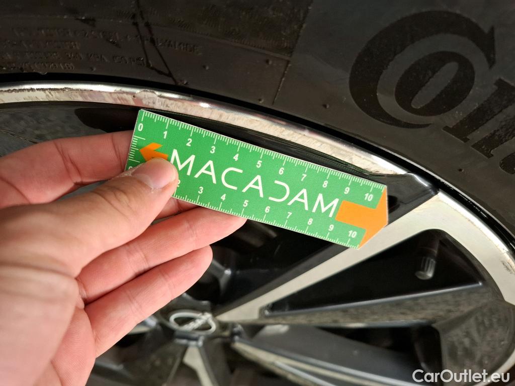  Nissan  Qashqai NISSAN  / 2021 / 5P / Crossover 1.3 MHEV 158ch Xtronic Tekna #9