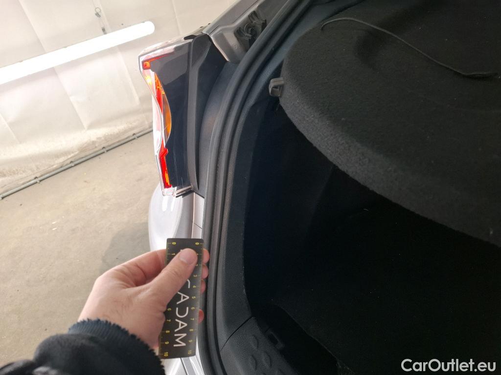  Toyota  C-HR TOYOTA  / 2016 / 5P / SUV 1.8 HYBRIDE 122 GRAPHIC #14