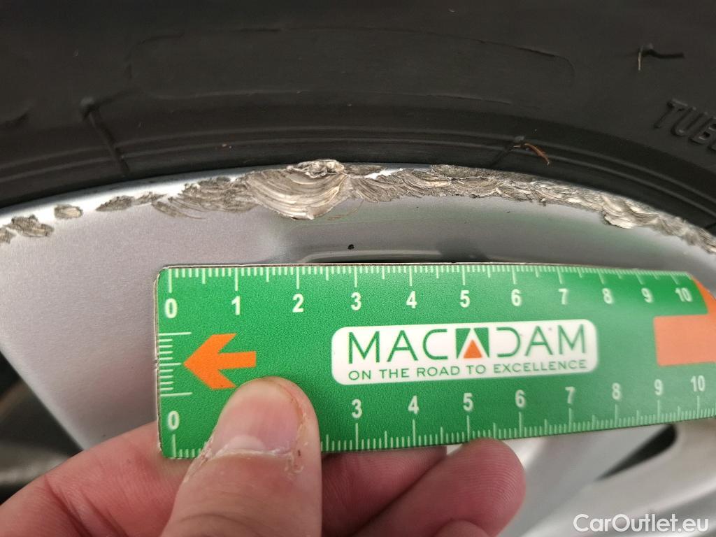  Toyota  Corolla TOYOTA  Touring Sports / 2022 / 5P / Break Hybride 140h Dynamic Business Beyond Zer #7