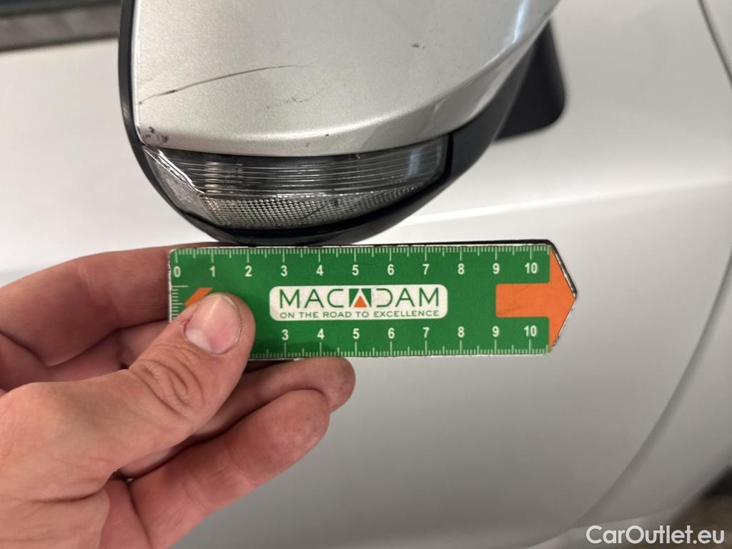  Toyota  Corolla TOYOTA  Touring Sports / 2018 / 5P / Break Hybride 122h Dynamic Business Stage Acad #35