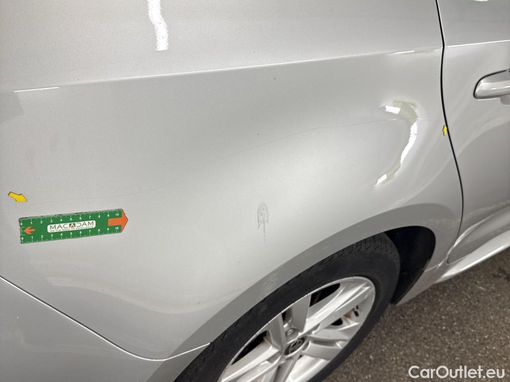  Toyota  Corolla TOYOTA  Touring Sports / 2018 / 5P / Break Hybride 122h Dynamic Business Stage Acad #10