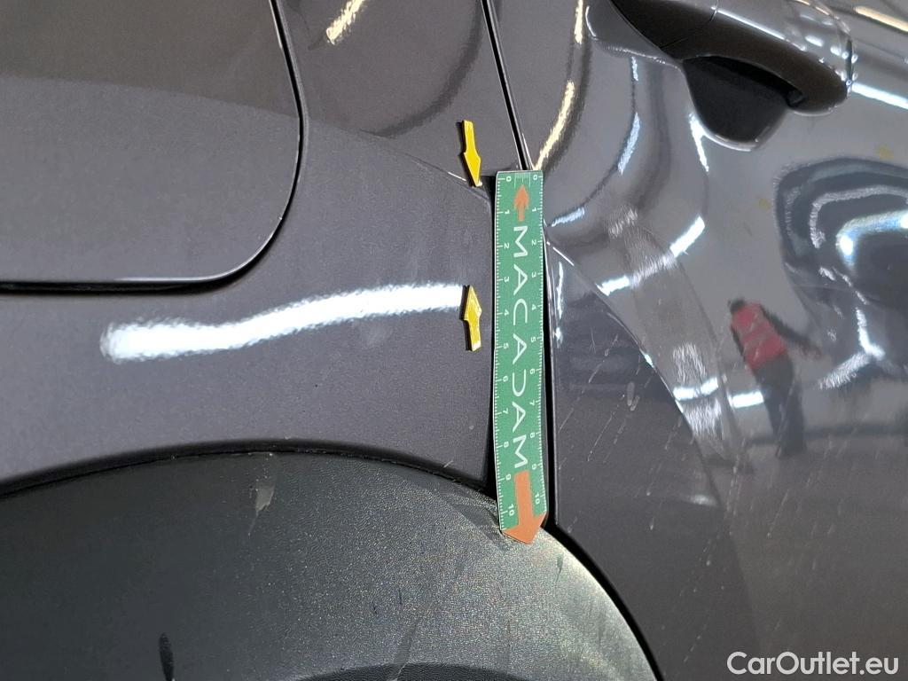  Renault  Captur  II Business 1.5 dCi 95CV BVM6 E6dT #23