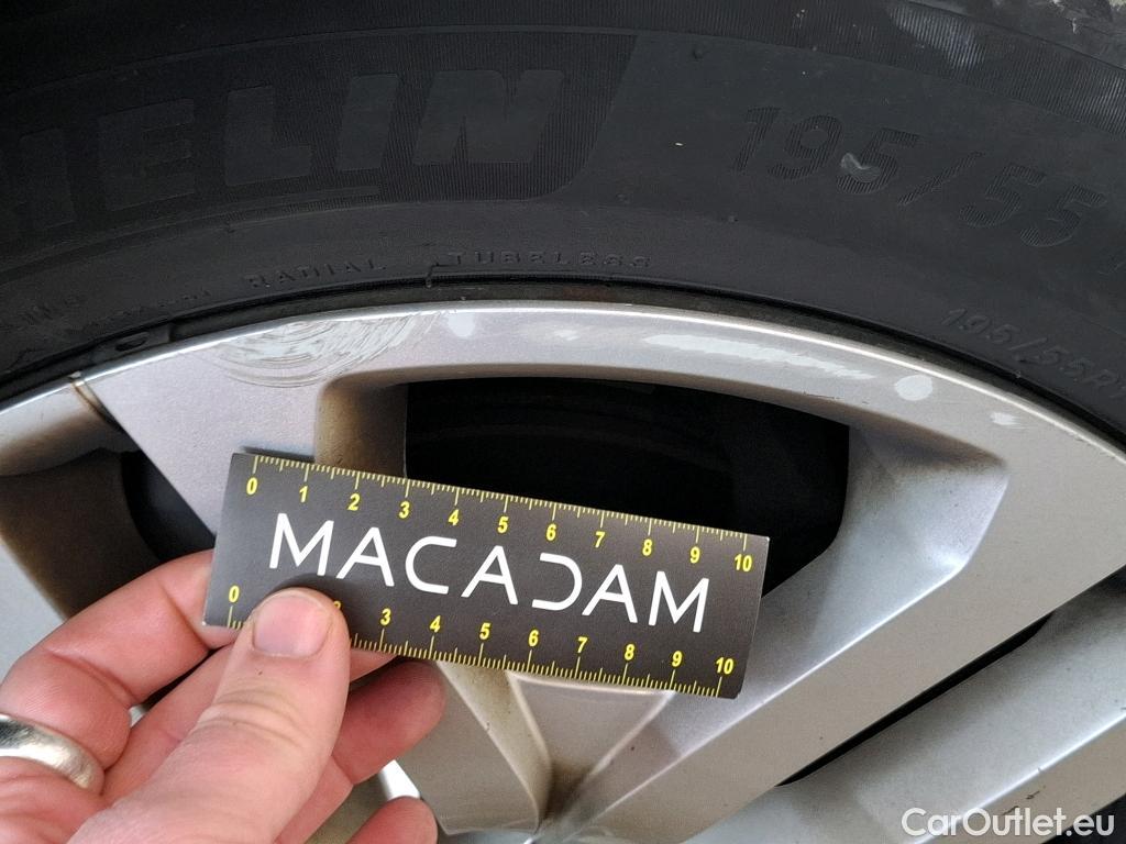  Renault  Clio  IV Business 1.5 dCi 90CV BVM5 E6 #27