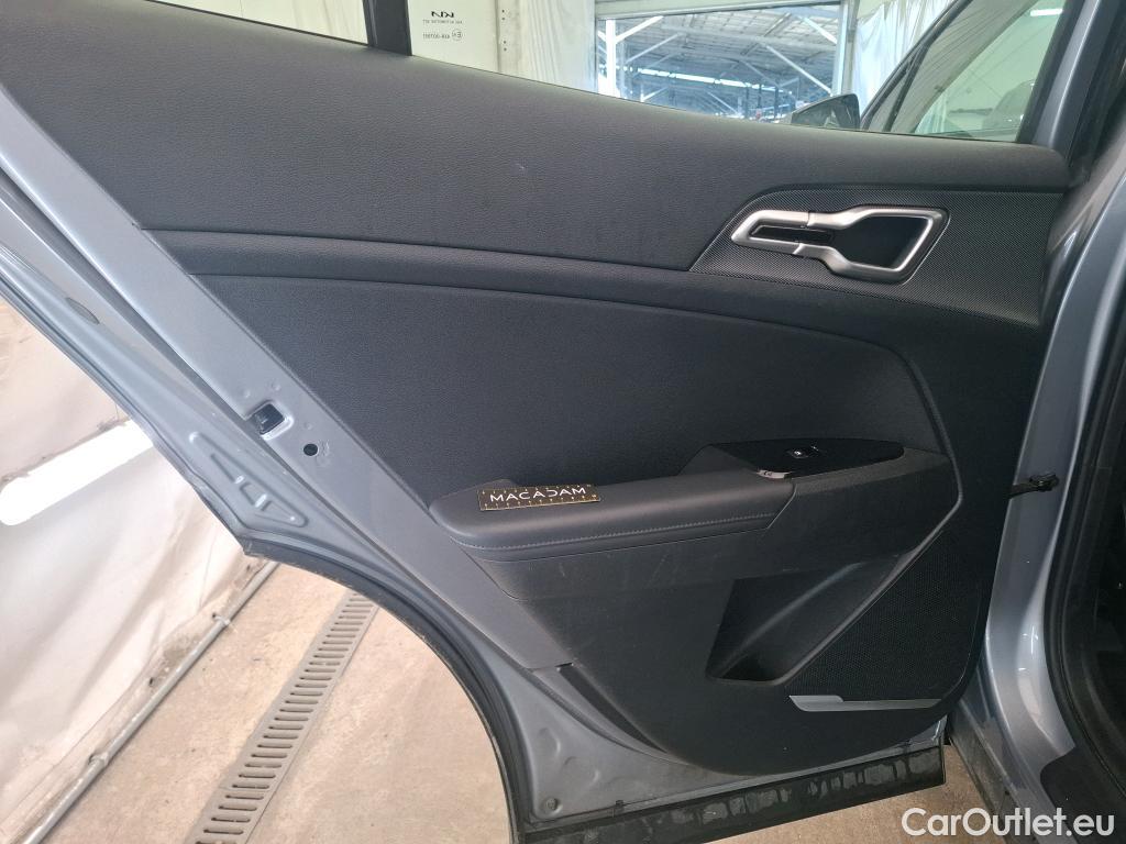  KIA  Sportage KIA  / 2021 / 5P / SUV 1.6 T-GDI 265 PHEV AUTO 4WD ACTIVE BUSIN #18