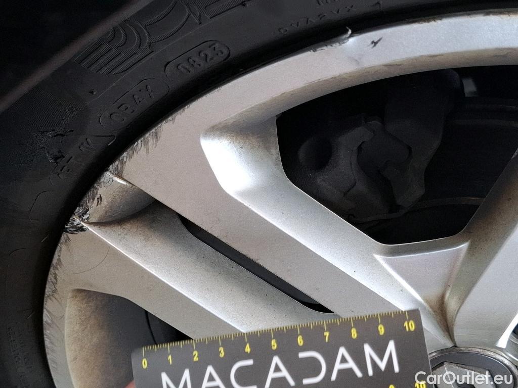  Renault  Clio  IV Business 1.5 dCi 90CV BVM5 E6 #16