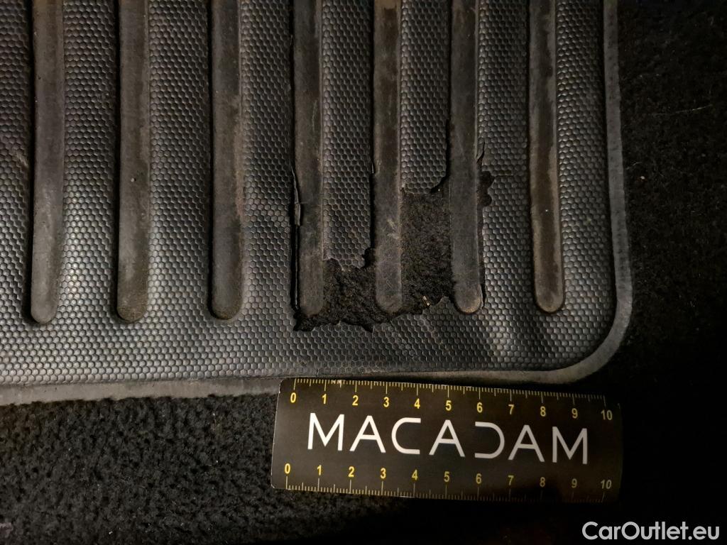  Peugeot  208  Active Business 1.5 HDi 100CV BVM5 E6dT #14