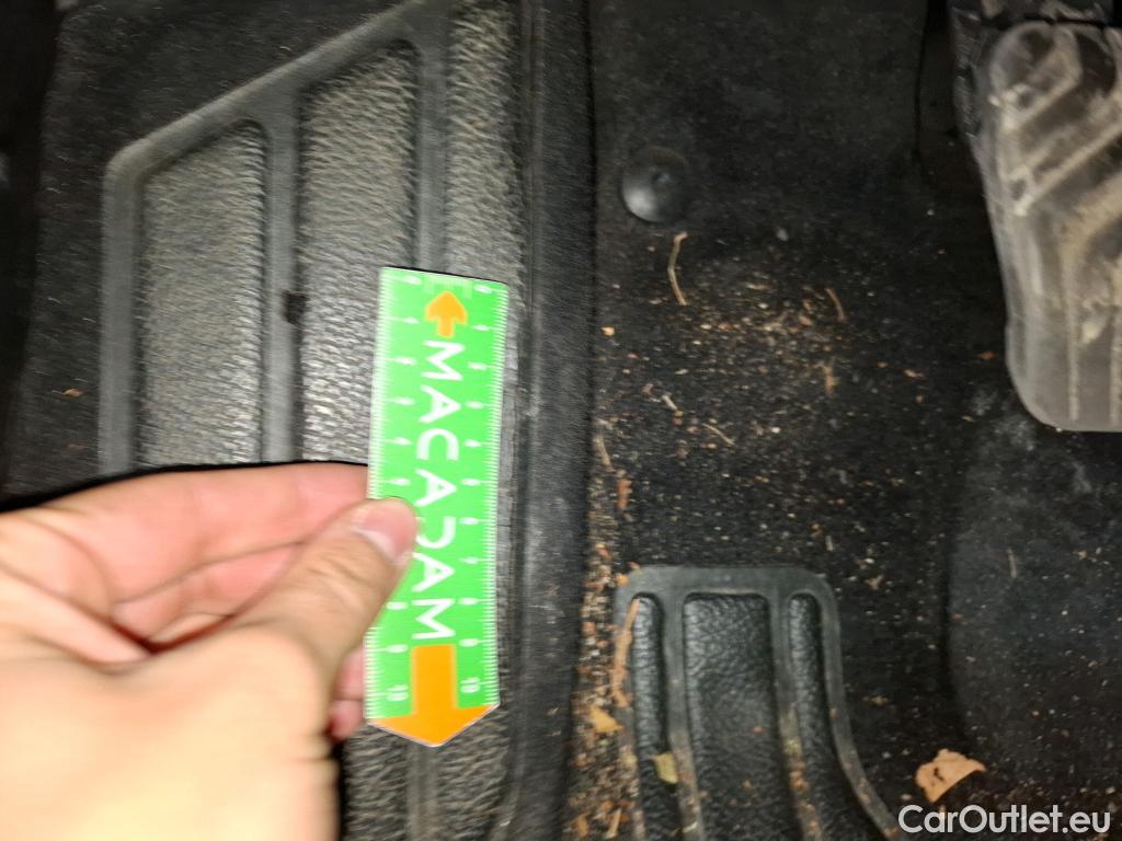  Renault  Captur  II Business 1.5 dCi 95CV BVM6 E6dT #16