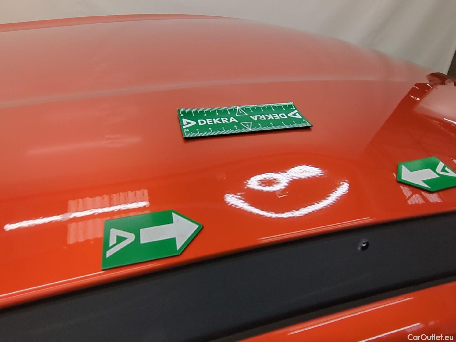  Renault  Arkana RENAULT  / 2021 / 5P / SUV R.S. Line TCe 140 EDC -21B #15