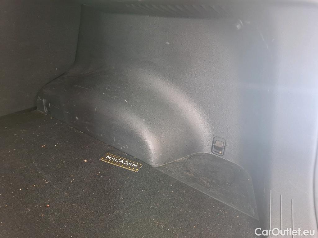  KIA  Sportage KIA  / 2021 / 5P / SUV 1.6 T-GDI 265 PHEV AUTO 4WD ACTIVE BUSIN #22