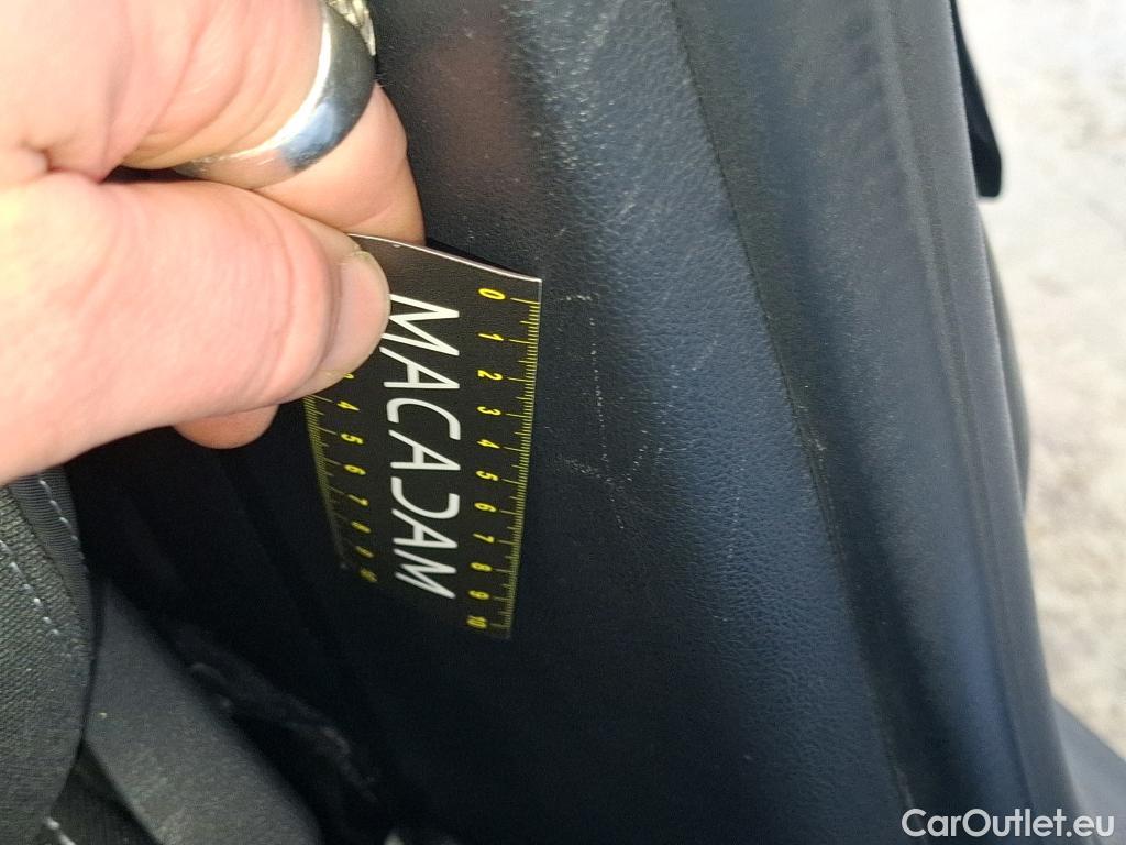  Renault  Clio  IV Business 1.5 dCi 90CV BVM5 E6 #12