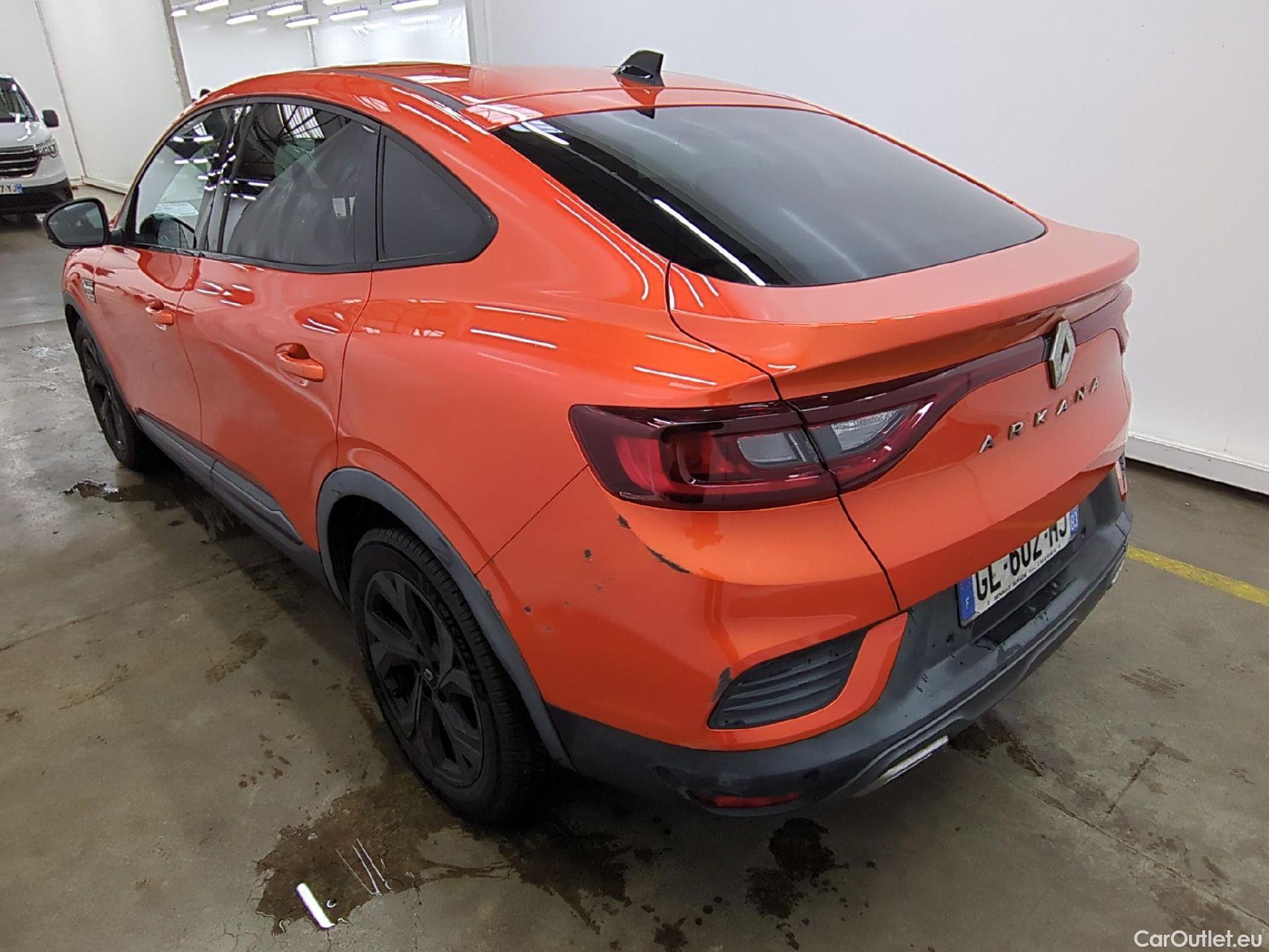  Renault  Arkana RENAULT  / 2021 / 5P / SUV R.S. Line TCe 140 EDC -21B #9