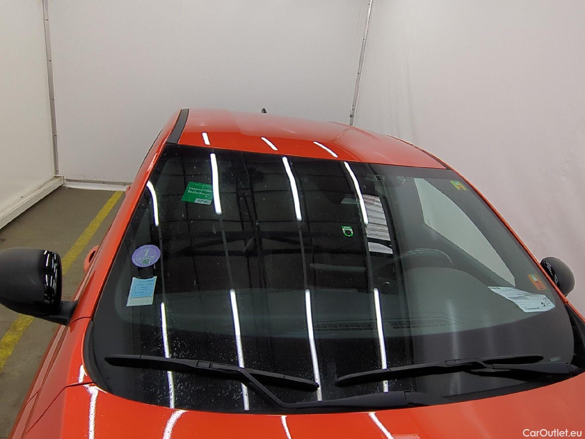  Renault  Arkana RENAULT  / 2021 / 5P / SUV R.S. Line TCe 140 EDC -21B #18