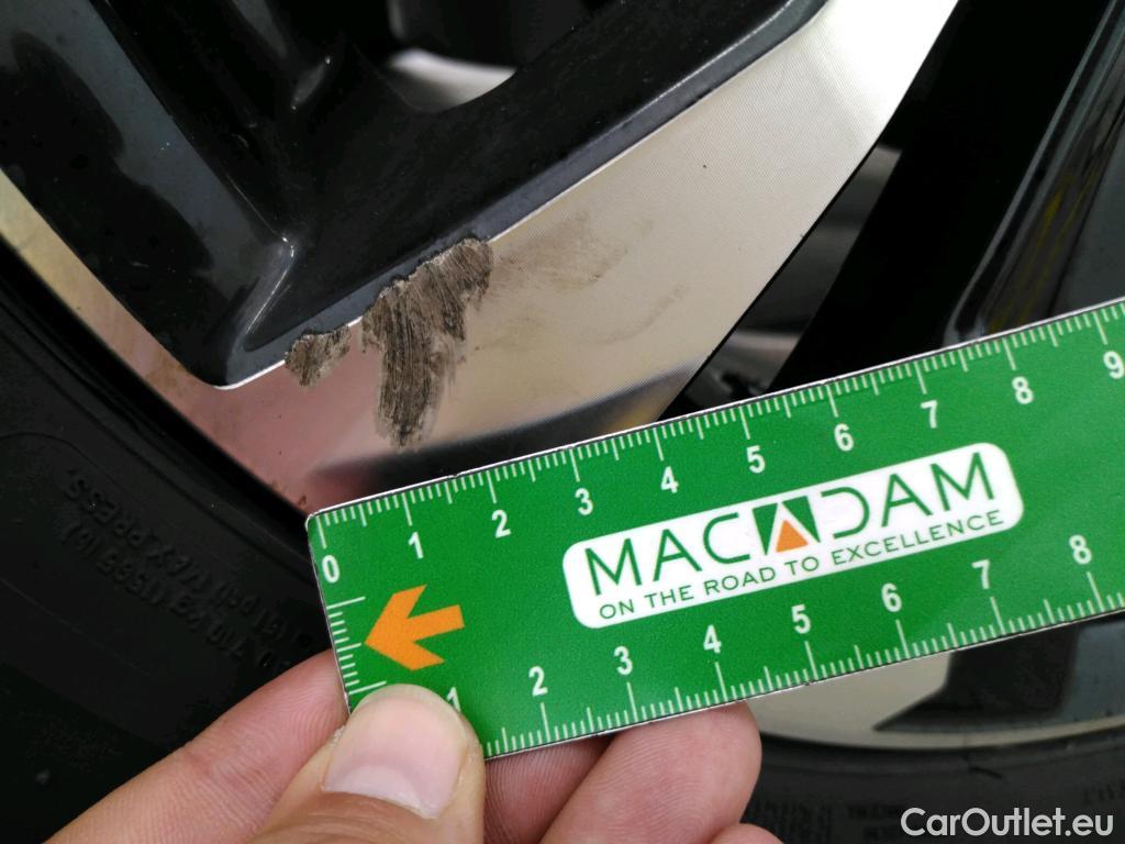  Peugeot  2008  Allure Business 1.5 HDi 130CV BVA8 E6d #2