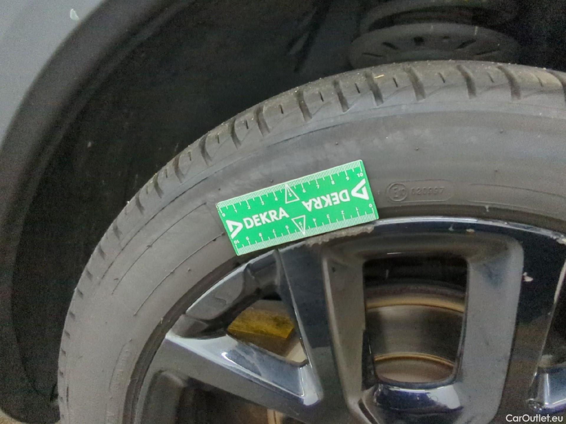  Citroen  C5  Aircross Shine Pack 1.5 BlueHDi 130CV BVA8 E6d #4