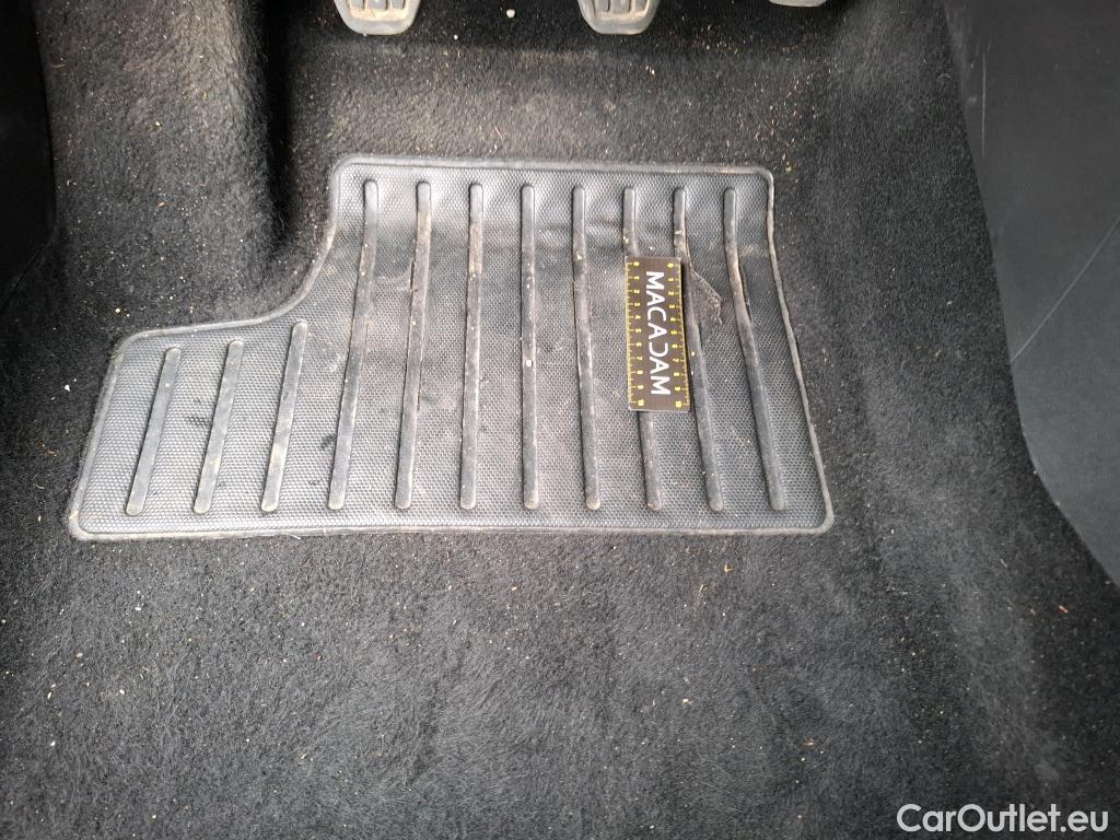  Peugeot  2008  Allure 1.5 HDi 100CV BVM6 E6d #3