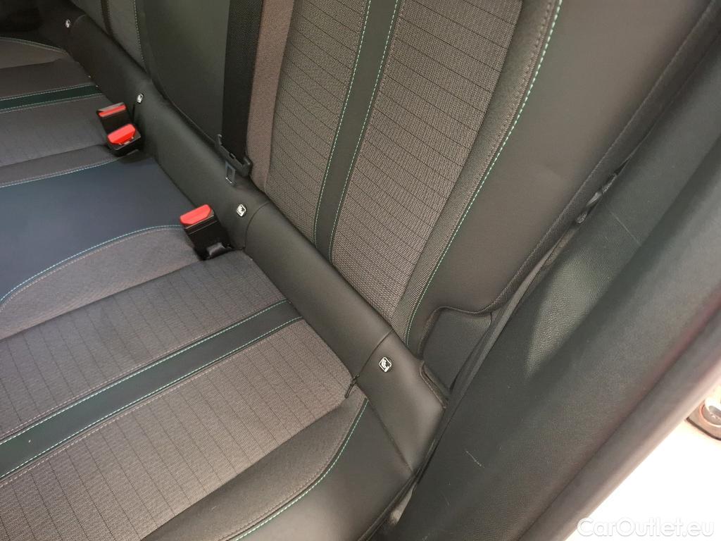  Peugeot  2008  Allure Pack 1.5 HDi 110CV BVM6 E6d #1