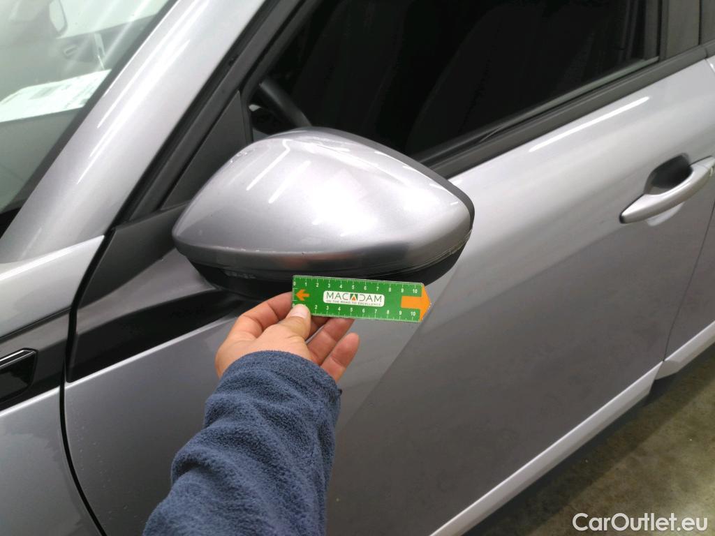  Peugeot  2008  Allure Business 1.5 HDi 130CV BVA8 E6d #4