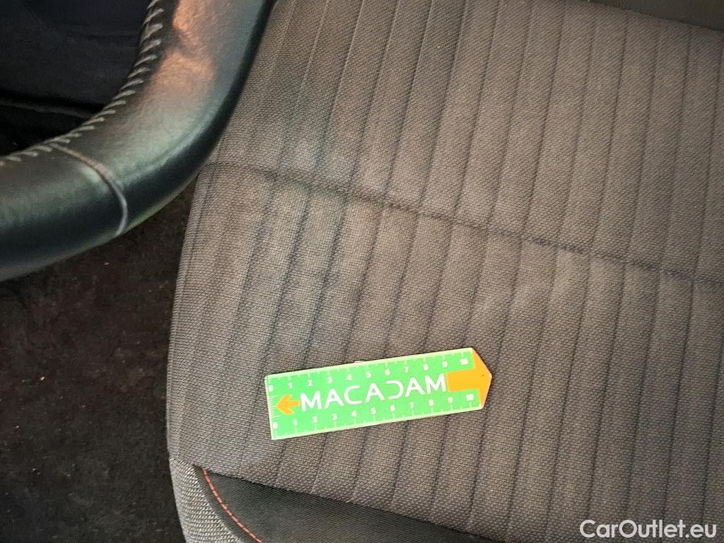  Peugeot  2008  Active Business 1.2 PureTech 130CV BVA8 E6d #25