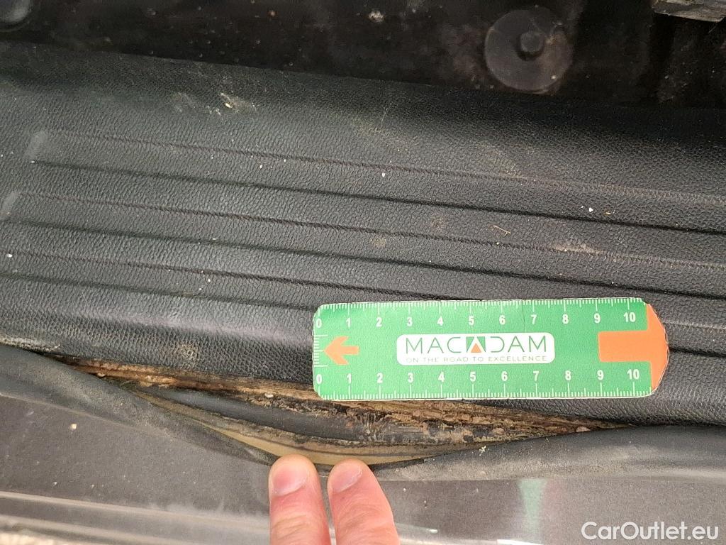  Peugeot  2008  Allure Business 1.5 HDi 110CV BVM6 E6d #48