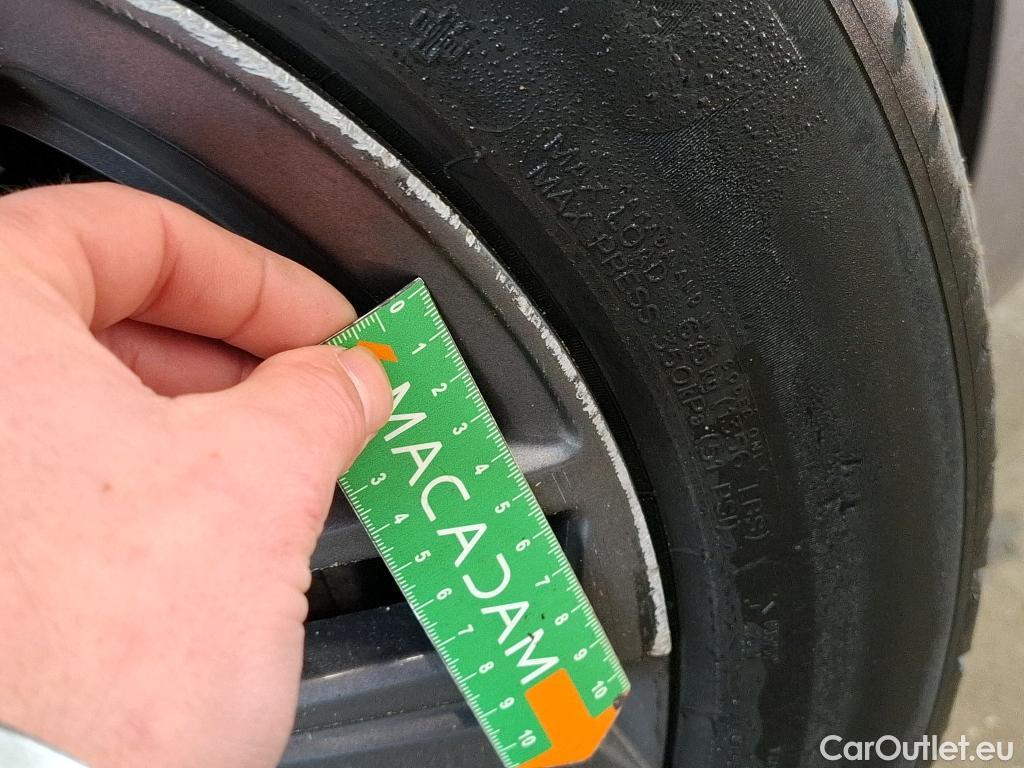  Peugeot  308 PEUGEOT  SW / 2021 / 5P / Break BlueHDi 130 EAT8 ACTIVE PACK #20