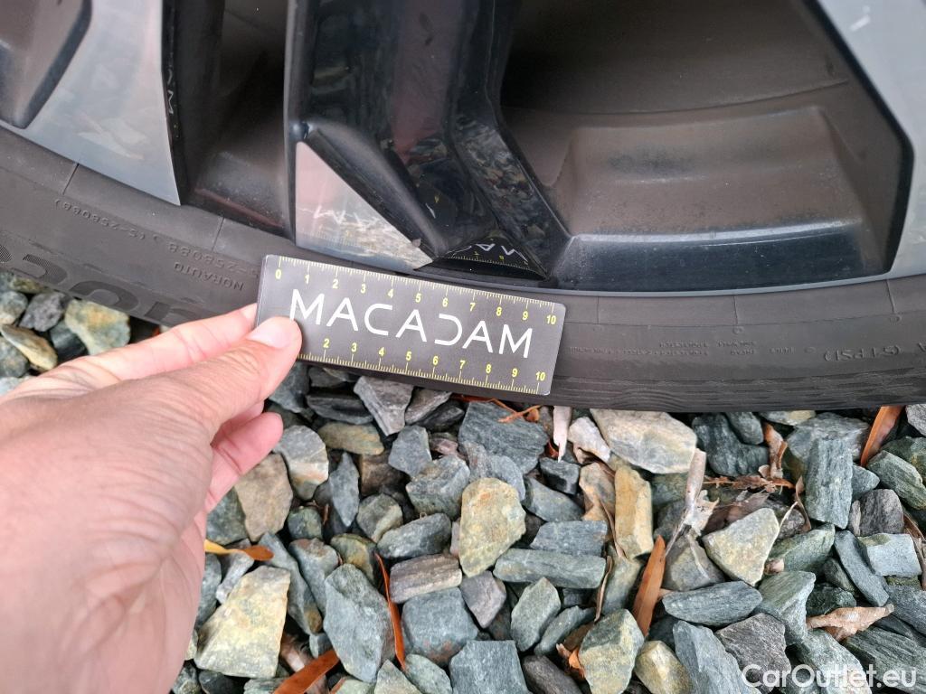  Peugeot  2008  Allure 1.5 HDi 100CV BVM6 E6d #19