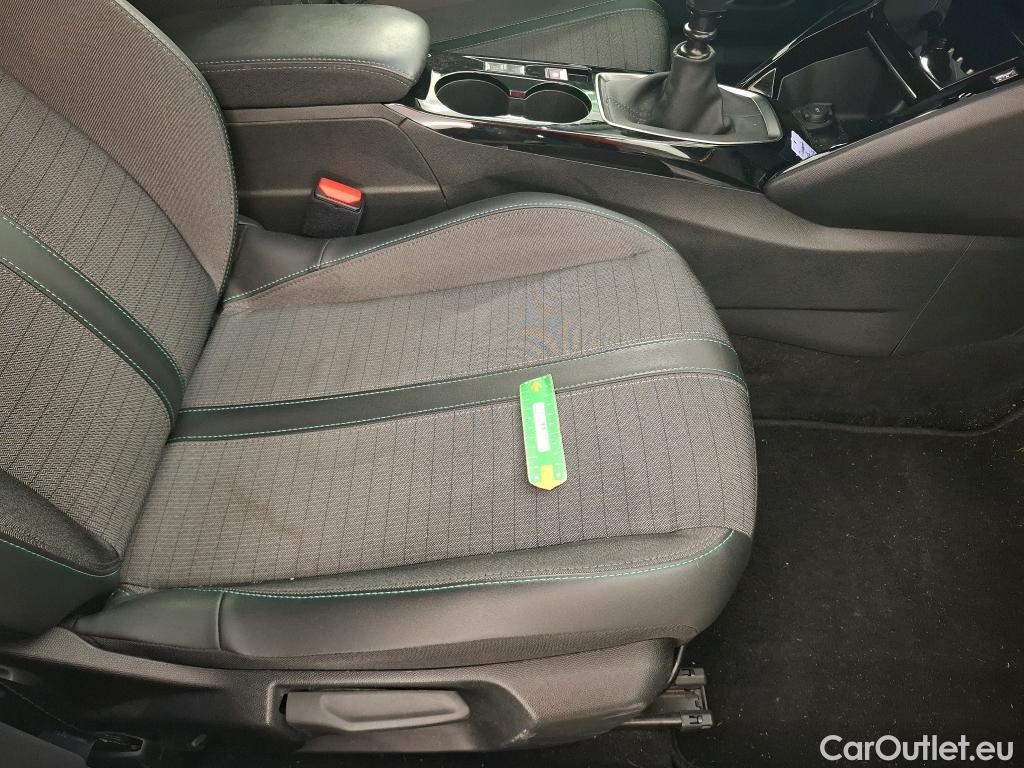  Peugeot  2008  Allure Pack 1.5 HDi 110CV BVM6 E6d #3