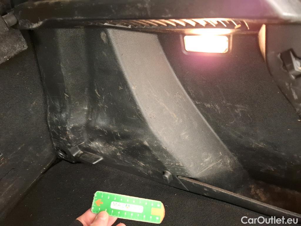  Peugeot  2008  Allure Business 1.5 HDi 110CV BVM6 E6d #35